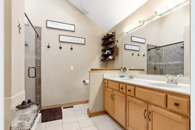 398 Essex Drive, Oswego, IL 60543 - Photo 19