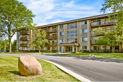 2214 S Goebbert Road #178, Arlington Heights, IL 60005 - Photo 3