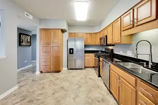 601 W Rand Rd, Arlington Heights, IL 60004 - Photo 7
