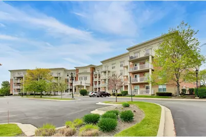 601 W Rand Road #201, Arlington Heights, IL 60004 - Photo 1
