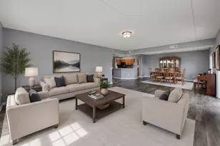 601 W Rand Rd, Arlington Heights, IL 60004 - Photo 5