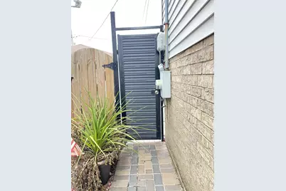 7051 W 64th Place, Chicago, IL 60638 - Photo 21