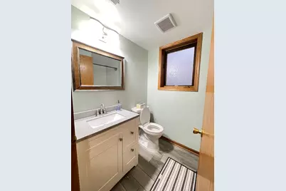 7051 W 64th Place, Chicago, IL 60638 - Photo 11
