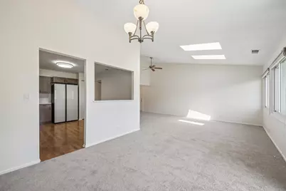 124 W Morningside Lane #124, Buffalo Grove, IL 60089 - Photo 5