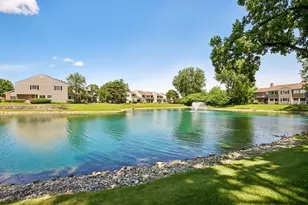 124 W Morningside Ln, Buffalo Grove, IL 60089 - Photo 23