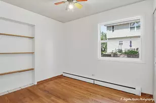 451 S Lakeshore Dr, Mundelein, IL 60060 - Photo 7