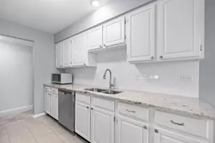1533 N Courtland Dr, Arlington Heights, IL 60004 - Photo 11