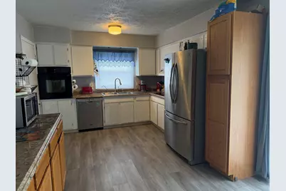 353 Irene Avenue, Rochelle, IL 61068 - Photo 5