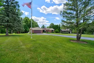14385 W Sheryl Lynn Dr, Wadsworth, IL 60083 - Photo 1