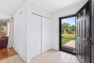14385 W Sheryl Lynn Dr, Wadsworth, IL 60083 - Photo 5