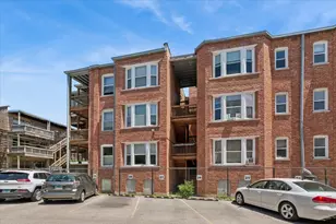 832 W Lakeside Pl, Chicago, IL 60640 - Photo 17