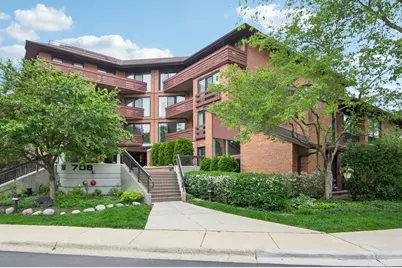 706 Waukegan Road #206-C, Glenview, IL 60025 - Photo 1
