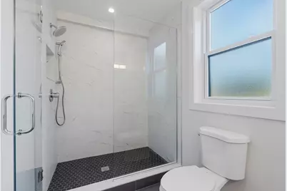 6423 N Washtenaw Avenue #3, Chicago, IL 60645 - Photo 13