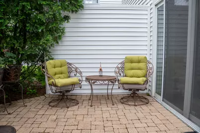 103 Hampton Boulevard, Lake Bluff, IL 60044 - Photo 11