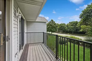 7050 Brighton Ct, Woodridge, IL 60517 - Photo 21