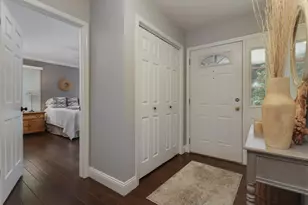 1701 Sweetbriar Dr, Bloomington, IL 61701 - Photo 5