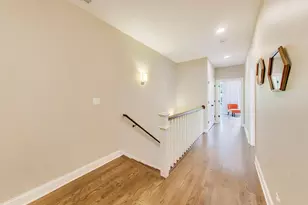 2439 W Moffat St, Chicago, IL 60647 - Photo 19