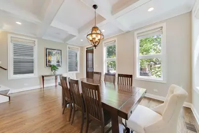 2439 W Moffat Street, Chicago, IL 60647 - Photo 5