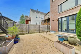 2439 W Moffat St, Chicago, IL 60647 - Photo 39