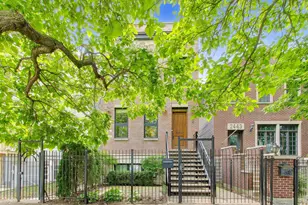2439 W Moffat St, Chicago, IL 60647 - Photo 1
