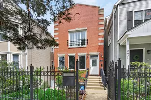 2641 N Marshfield Ave, Chicago, IL 60614 - Photo 1