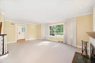 300 W Grantley Ave, Elmhurst, IL 60126 - Photo 11