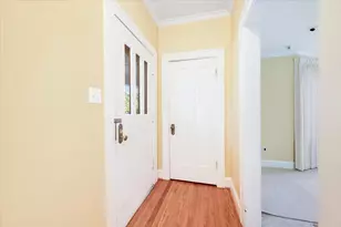 300 W Grantley Ave, Elmhurst, IL 60126 - Photo 7