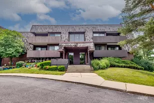 525 Timber Ridge Dr, Carol Stream, IL 60188 - Photo 1