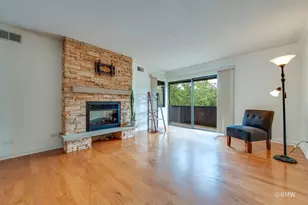 525 Timber Ridge Dr, Carol Stream, IL 60188 - Photo 5