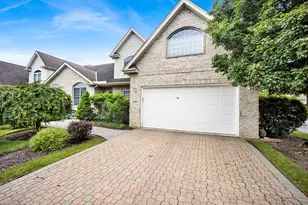 3063 Rosebrook Cir, Westchester, IL 60154 - Photo 1
