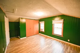 219 S 7th St, Dekalb, IL 60115 - Photo 25