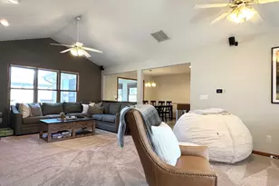 1602 Sun Ridge Dr, Bourbonnais, IL 60914 - Photo 5