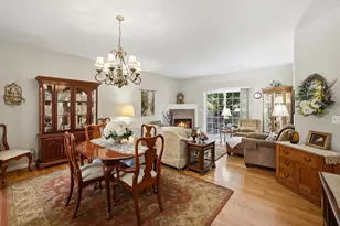 10888 Harry Dr, Huntley, IL 60142 - Photo 5