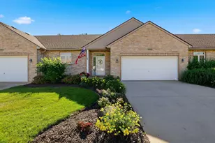 10888 Harry Dr, Huntley, IL 60142 - Photo 1
