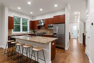 2157 W Potomac Ave, Chicago, IL 60622 - Photo 9