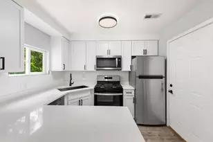 15622 Millard Ave, Markham, IL 60428 - Photo 9