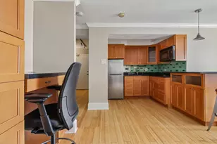 2909 N Sheridan Rd, Chicago, IL 60657 - Photo 11