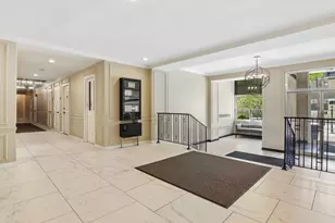 2909 N Sheridan Rd, Chicago, IL 60657 - Photo 27
