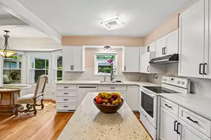 7 Columbus Pkwy, Buffalo Grove, IL 60089 - Photo 15