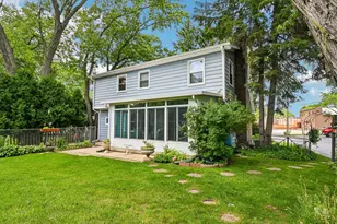 7 Columbus Pkwy, Buffalo Grove, IL 60089 - Photo 55