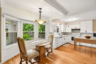 7 Columbus Pkwy, Buffalo Grove, IL 60089 - Photo 13