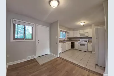 18509 Stedhall Road, Homewood, IL 60430 - Photo 5