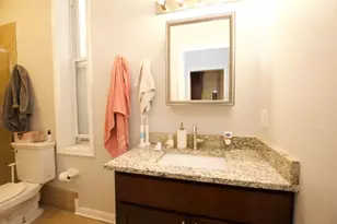 1252 N Greenview Ave, Chicago, IL 60642 - Photo 19