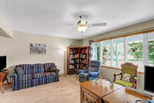 403 N Cedar Dr, Saint John, IL 61873 - Photo 9