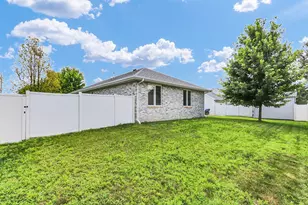 403 N Cedar Dr, Saint John, IL 61873 - Photo 31