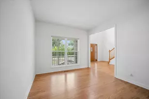 206 S Western Ave, Bartlett, IL 60103 - Photo 5