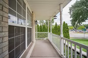 206 S Western Ave, Bartlett, IL 60103 - Photo 3