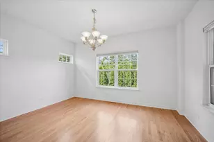 206 S Western Ave, Bartlett, IL 60103 - Photo 7