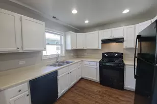 121 Highmoor Dr, Round Lake Park, IL 60073 - Photo 7
