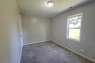 121 Highmoor Dr, Round Lake Park, IL 60073 - Photo 17